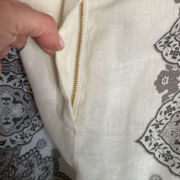 Johnny Was black/white paisley print linen/silk high waisted wide leg slacks - Picture 13 of 13